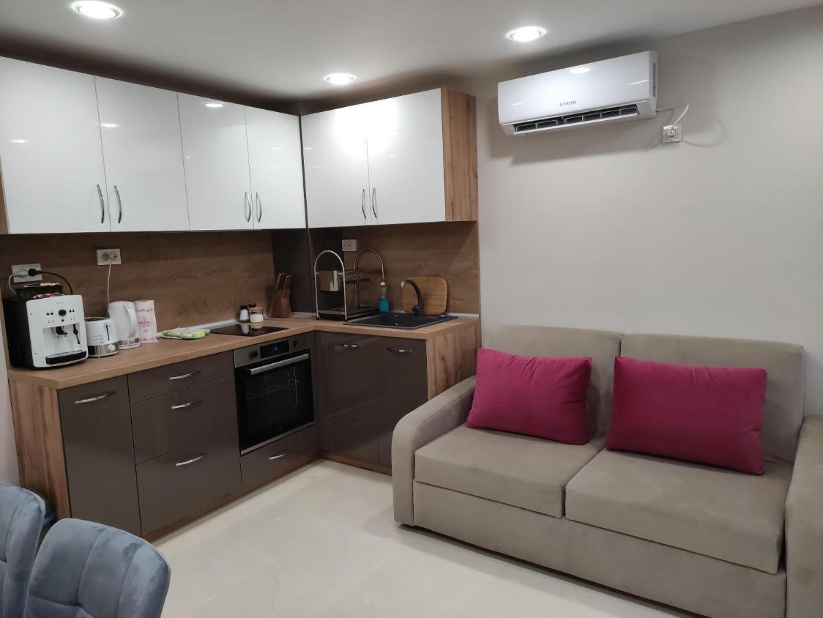Downtown Apartment Русе Екстериор снимка